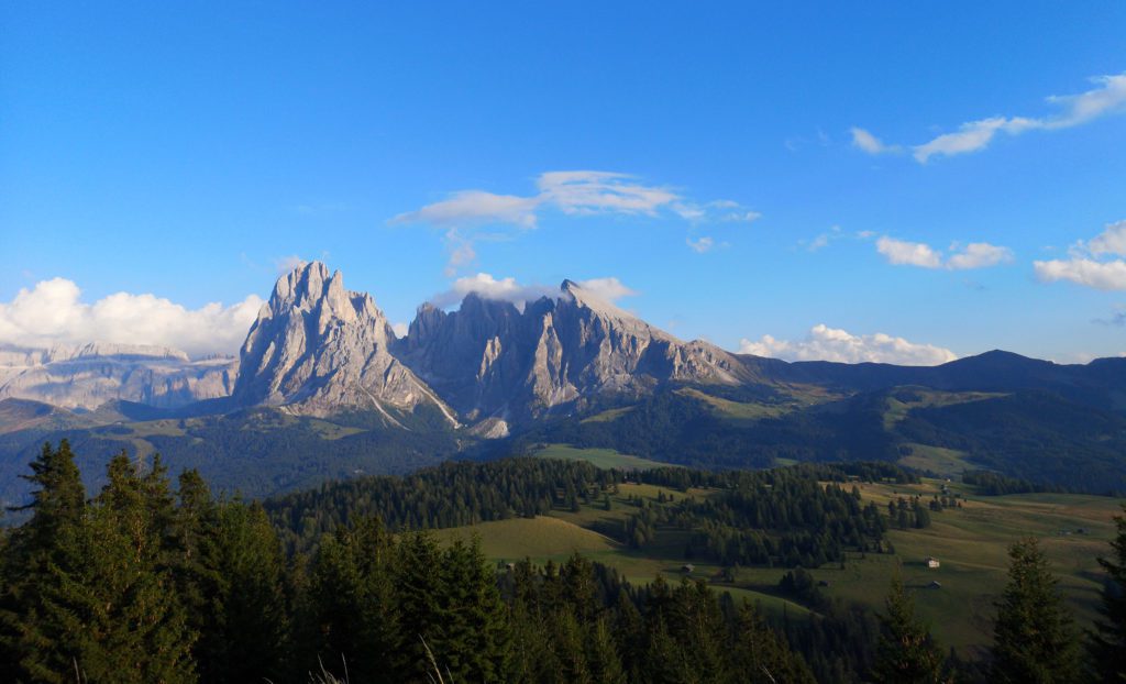 Val-Gardena-Sassolungo-and-Sassopiatto